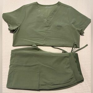 Mandala Sage Scrub Set Medium